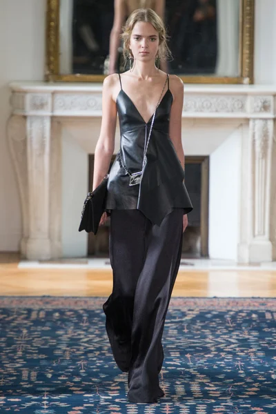 Look 2